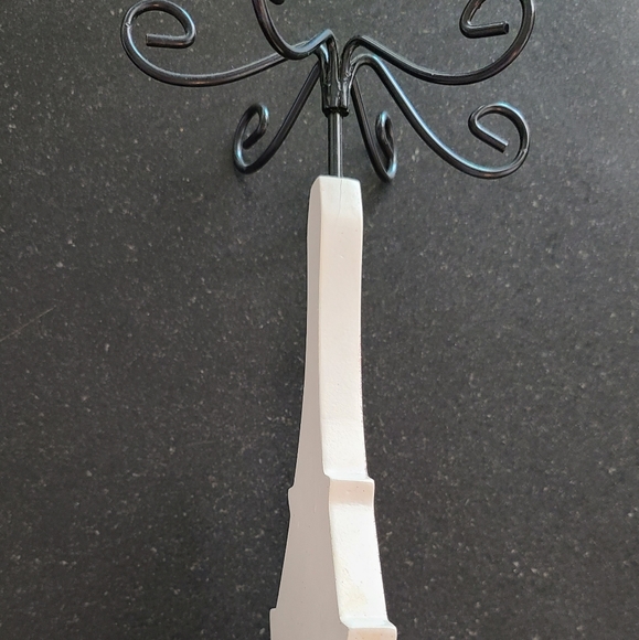 Paris Eiffle Tower Necklace Holder - Picture 3 of 3